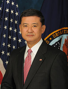 2009 Distinguished Graduate Award Recipient GEN (R) Eric Ken Shinseki '65