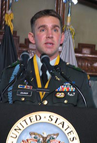 1LT Nicholas Michael Eslinger ’07 Receives Nininger Award