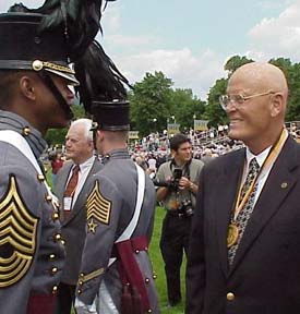 2001 Distinguished Graduate Award Recipient LTG Howard D. Graves, USA (Ret.) ’61