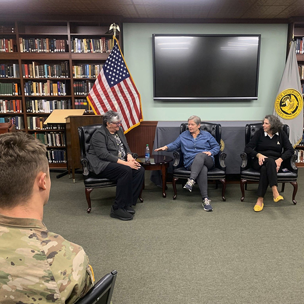 1980 Women Grads Share Wisdom with Cadets