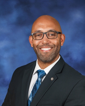 Director of Career Services Ahmond Hill ’02