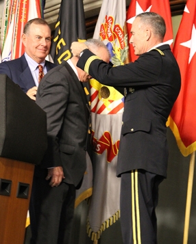 2012 Distinguished Graduate Award Recipient LTG (R) Henry James Hatch ’57