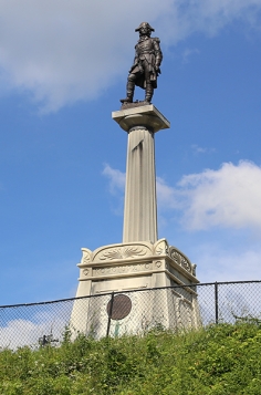 The Kosciuszko Monument facing the Hudson River