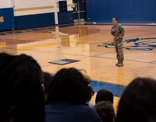 One of the First Female Army Rangers Returns to Alma Mater