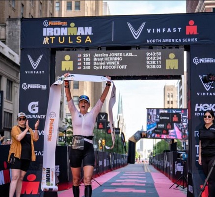 MAJ Jessica Jones Lasley ’00 First Woman to Finish Ironman Tulsa