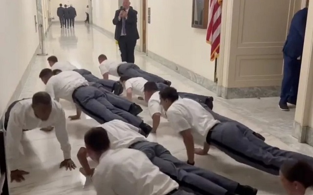 U.S. Rep. James ’04 Puts West Point Cadets Through Push-Up Drill 
