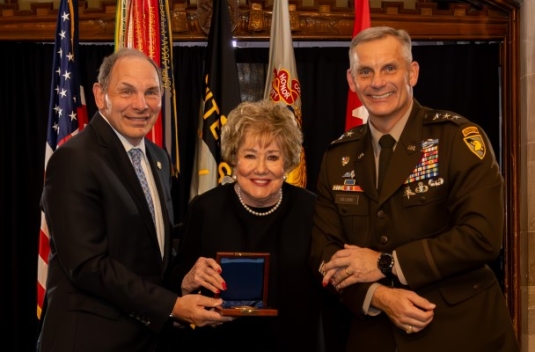 ON Elizabeth Dole received the 2023 Sylvanus Thayer Award