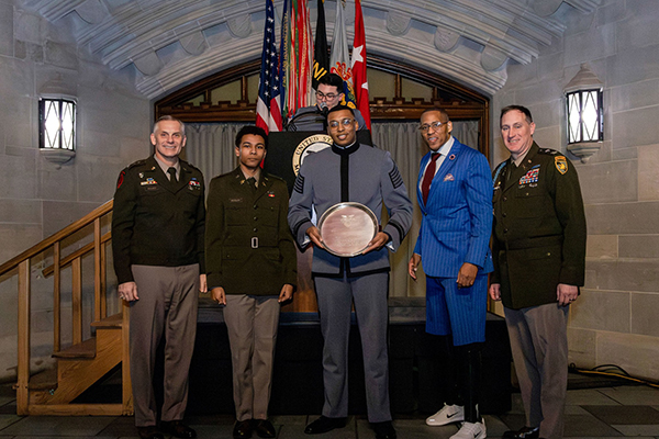 CDT Teryon Lowery ’24 Receives Henry O. Flipper Award