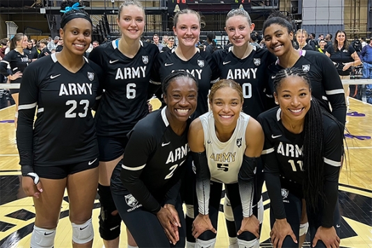 CDT Isabella Sullivan ’24 on Army Volleyball team