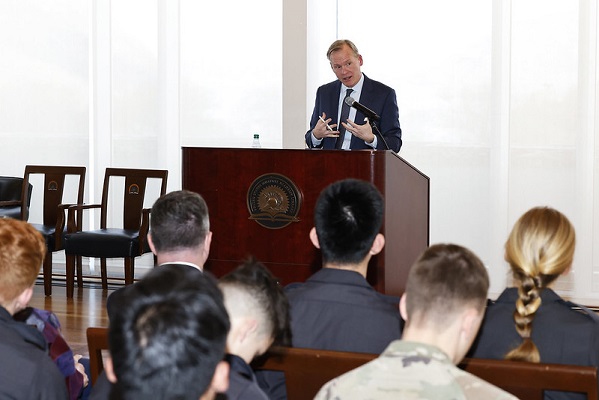 CBS News’ John Dickerson Gives 7th Annual Zengerle Lecture at West Point