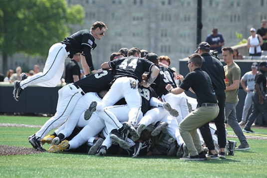 Army Baseball wins sixth consecutive Patriot League Championship