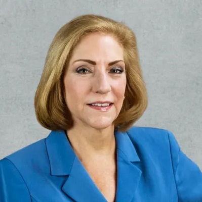 Hildreth ’83 Remains on Forbes Richest Self-Made Women List