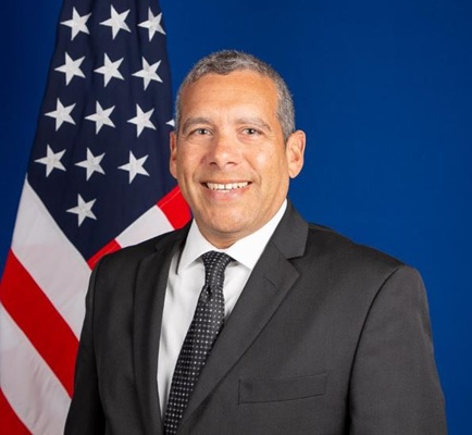 U.S. Mission to the Dutch Caribbean Welcomes Negrón ’90