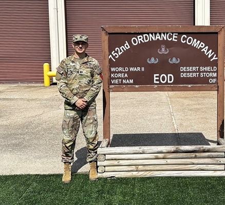 Chewning-Kulick ’17 Sets Bomb Suit Run World Record