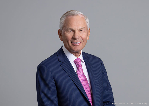 Purdue Awards Honorary Doctorate to Marshall Larsen ’70