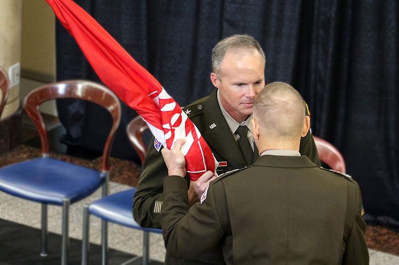 Goetz ’97 Assumes Command of South Pacific Division